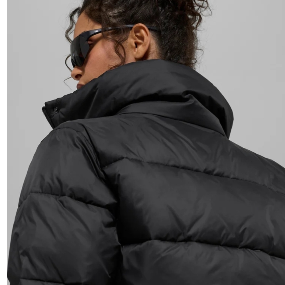Alo Puffer Jacket M NWT - Picture 3 of 6
